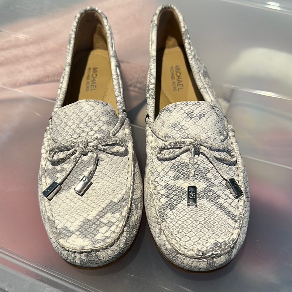 Michael Kors Snakeskin Loafers Size 7.5